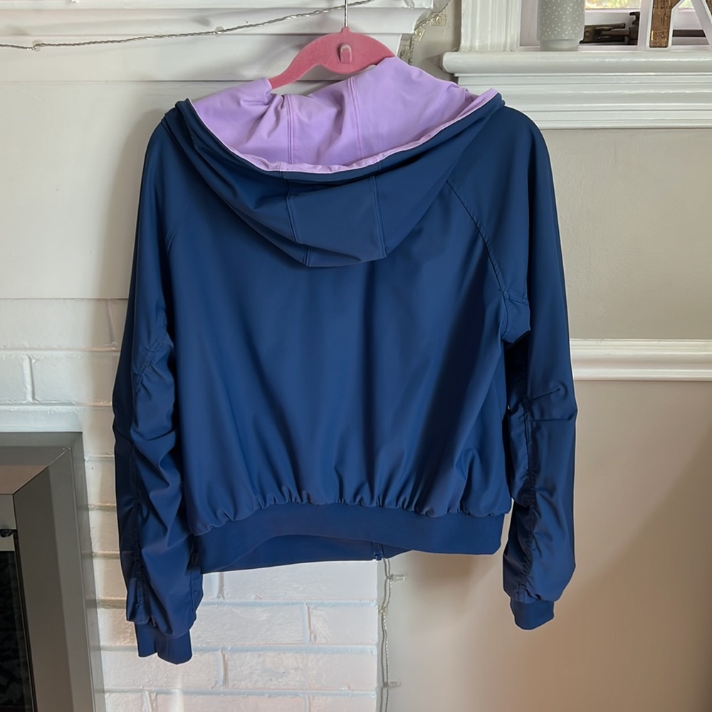 Fabletics Amara Reversible Jacket Size Medium - image 7